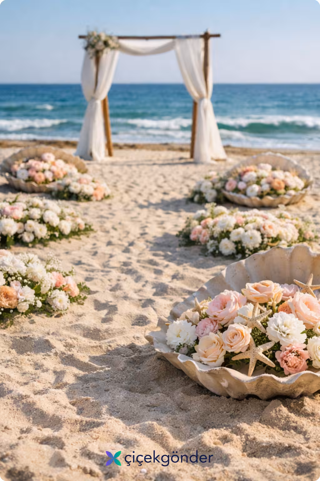 Dev İstiridye Kabuğunda Kumsal Düğünü Çiçek Süslemesi