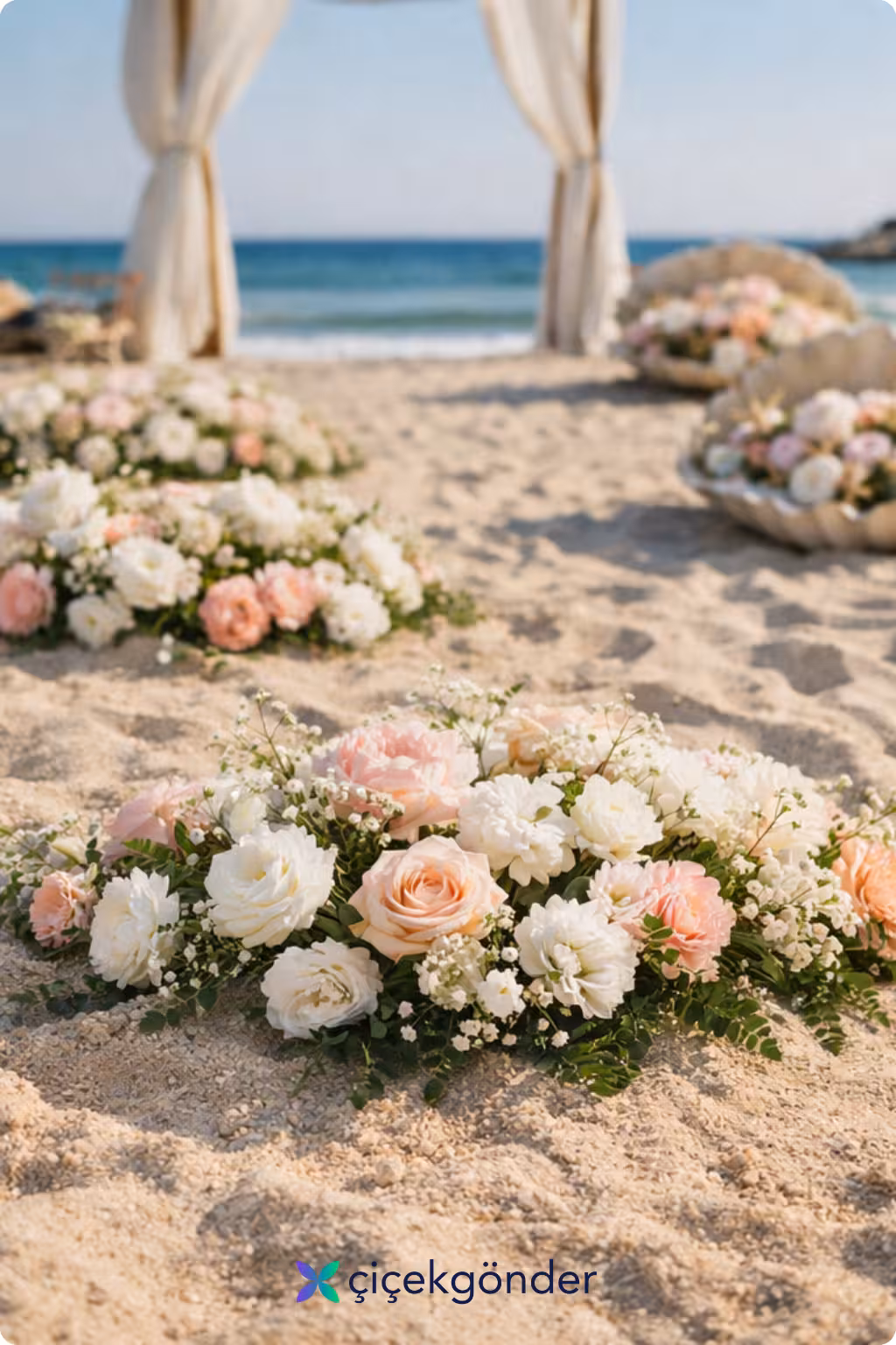 Dev İstiridye Kabuğunda Kumsal Düğünü Çiçek Süslemesi