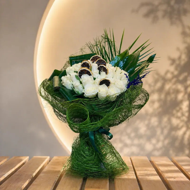 Premium Limon Detaylı 41 Beyaz Gül Buketi